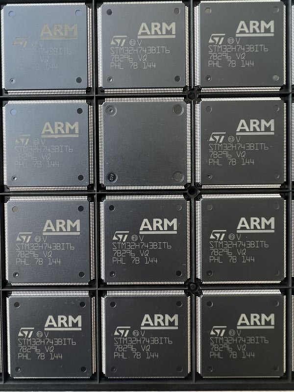 STM32H743BIT6